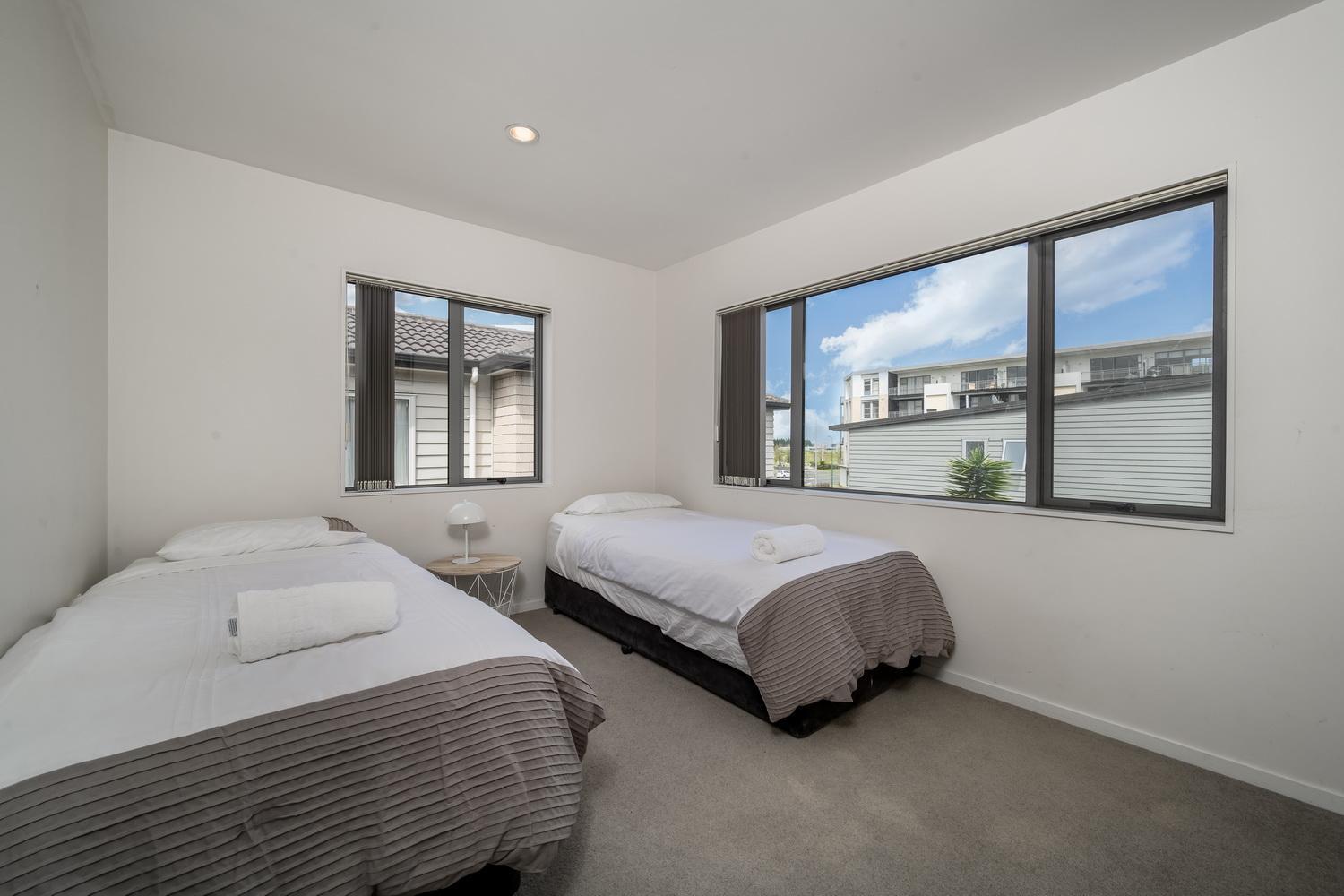 7Br 3Bh Beach Escape. 2 Min To Browns Bay Beach Auckland Buitenkant foto